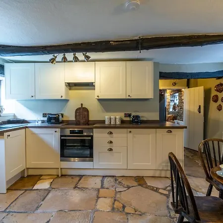 Stunning 2 Bed Cotswold Cottage Winchcombe Exterior photo