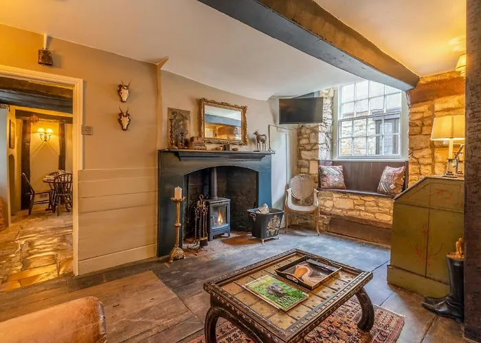 Stunning 2 Bed Cotswold Cottage Winchcombe