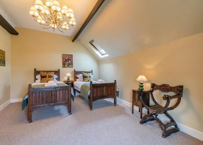 Stunning 2 Bed Cotswold Cottage Winchcombe