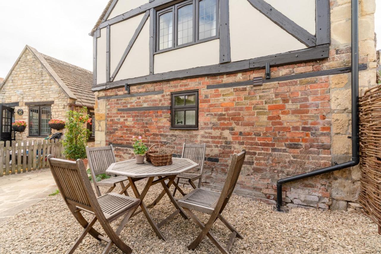 Stunning 2 Bed Cotswold Holiday home